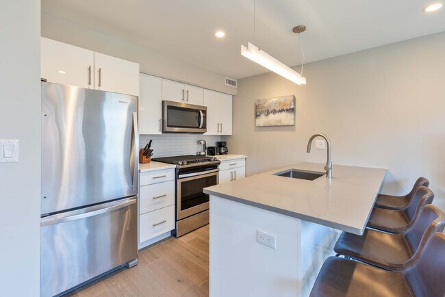 Photo - 240 Freedom Trl Unit FL4-ID1318704P