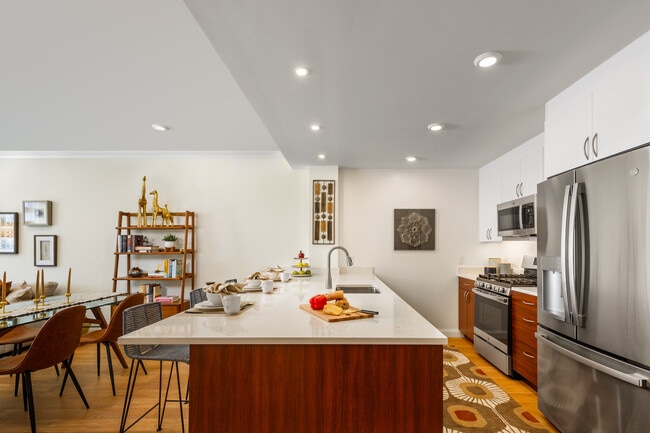 Photo - 120 Gerry Rd Unit #303
