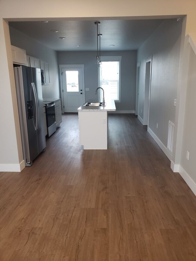 Photo - Ravishing 2 bed 2 1/2 bath home in Annafeld Subdivion