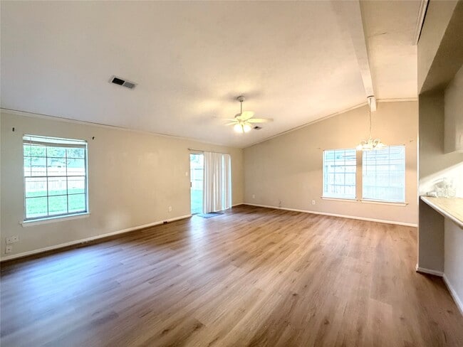 Photo - 1318 Sand Stone Dr