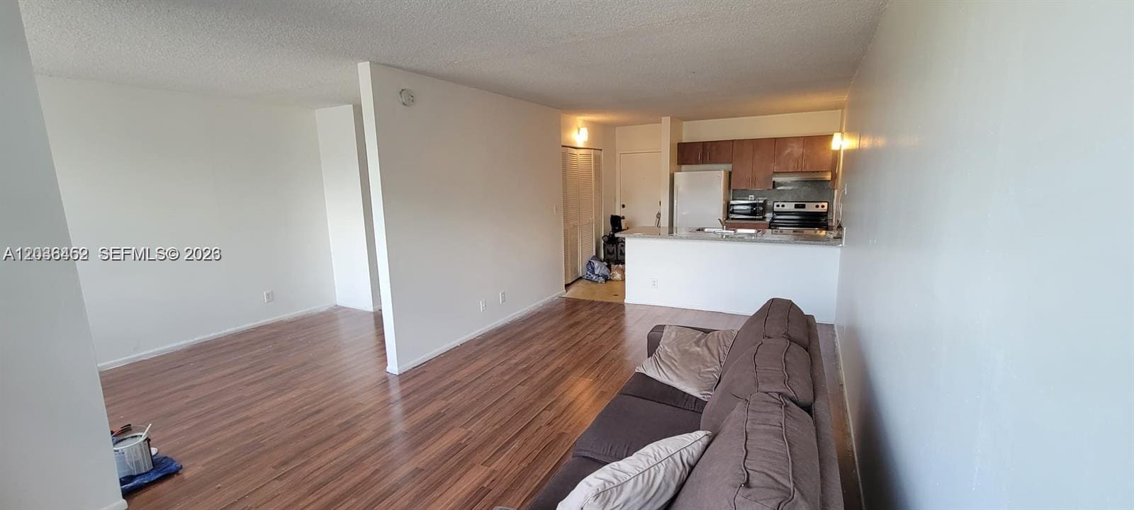 Photo - 2401 Riverside Dr Unidad 209-B