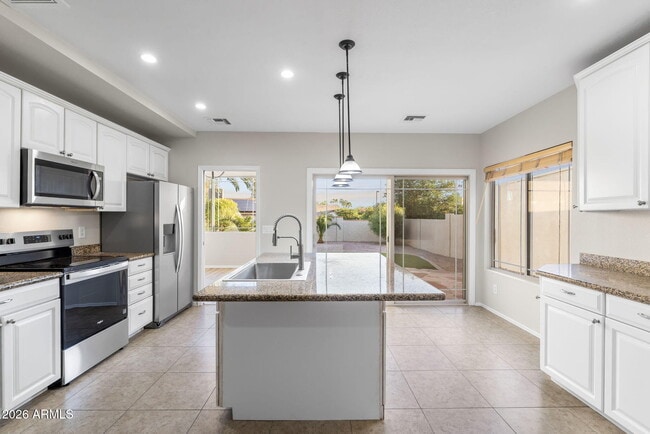 Photo - 8841 E Meadow Hill Dr