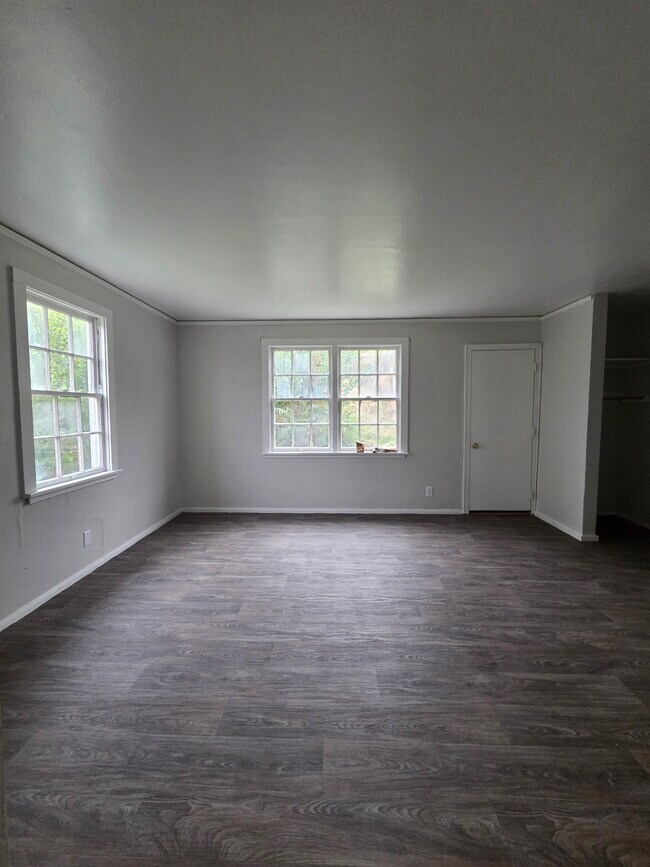 Photo - 1411 NW Carden Ave