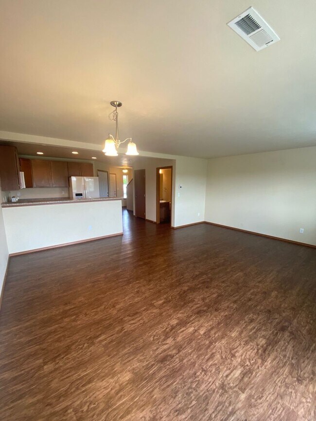 Photo - 951-953 N Stanley St. Unit 953