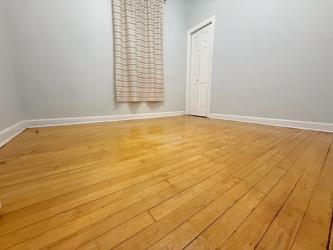 Photo - 4527 N Christiana Ave Unit Floor 1