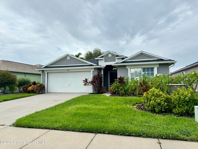 Photo - 210 Wickham Lakes Dr