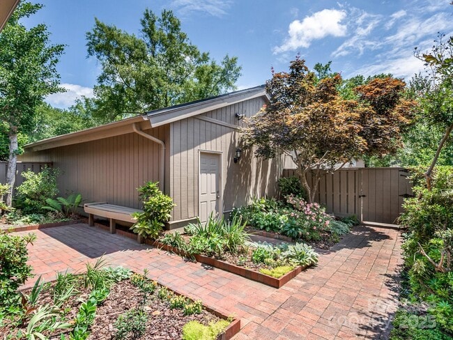 Photo - 5110 Dunes Ct