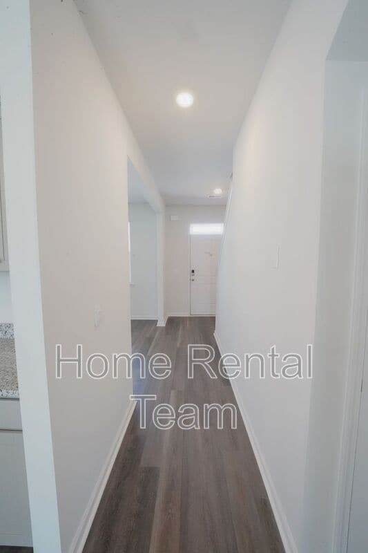 Photo - 108 Windrush Pnes