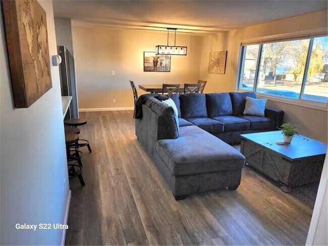 Photo - 114 Lake Ave S Unit 16