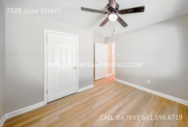 Photo - 7328 Joan St