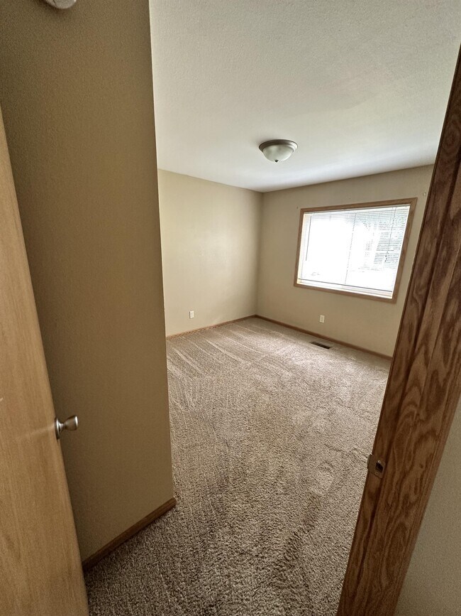 1216 Bemidji Ave N Rental House Rental in Bemidji, MN