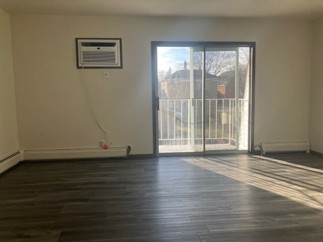 Photo - 112 S Wisconsin St Unidad 204