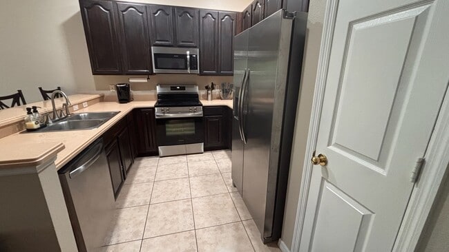 Photo - 831 Pine Pointe Ln