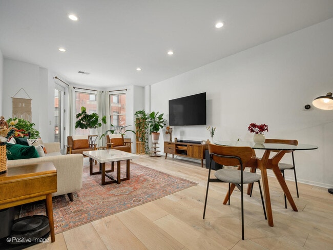 Photo - 520 N Halsted St Unit 308