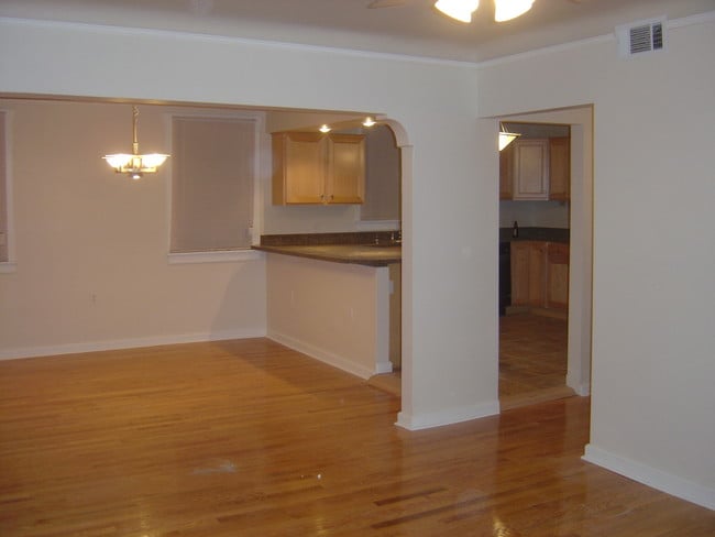 Photo - 3316 Robert St Unit 3316