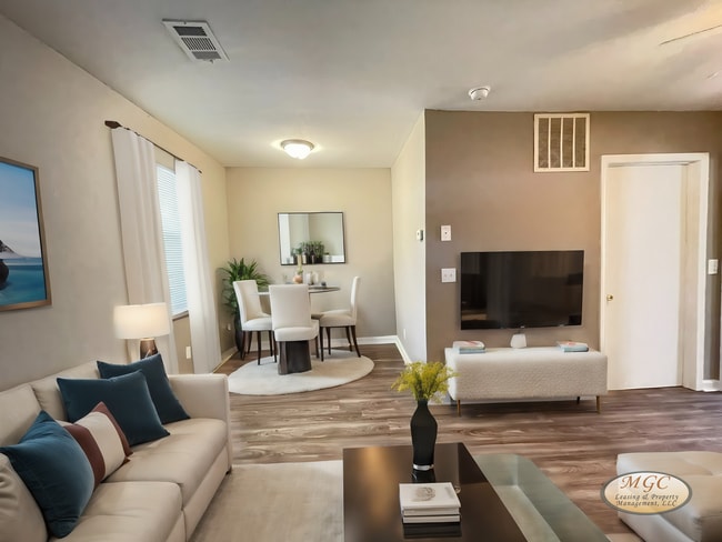 Building Photo - LEGRAND 55+ RETIREMENT VILLAGE Unit 303-3 SE Grand Ave Rental