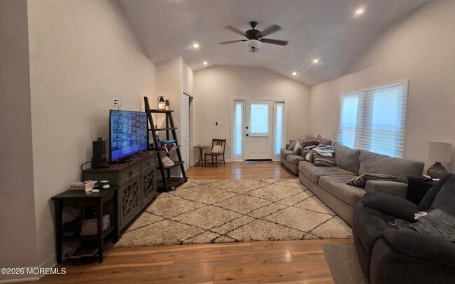 Photo - 150 Belmar Blvd