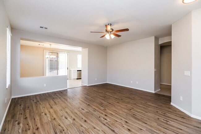 Photo - 1931 S Noble