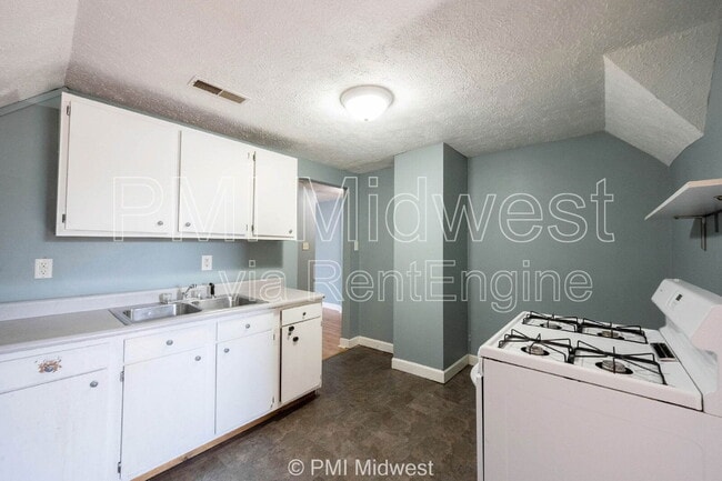 Photo - 921 S Buckeye St