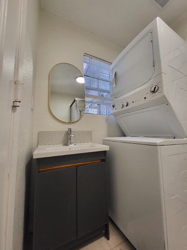 Photo - 15381 Monterey Ave