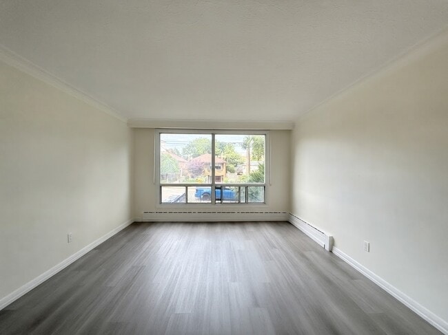 46 Montcalm Ave Unit Main