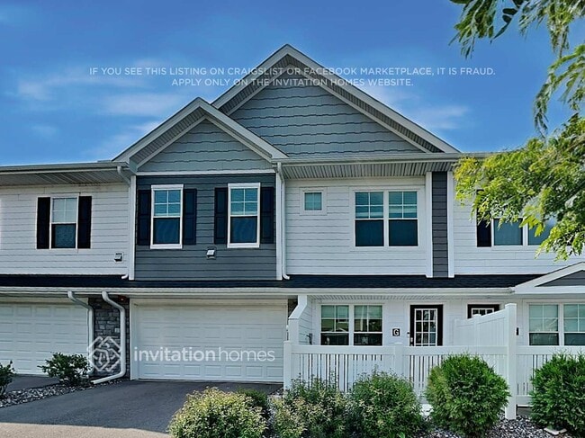 Building Photo - 10926 Zest St NE