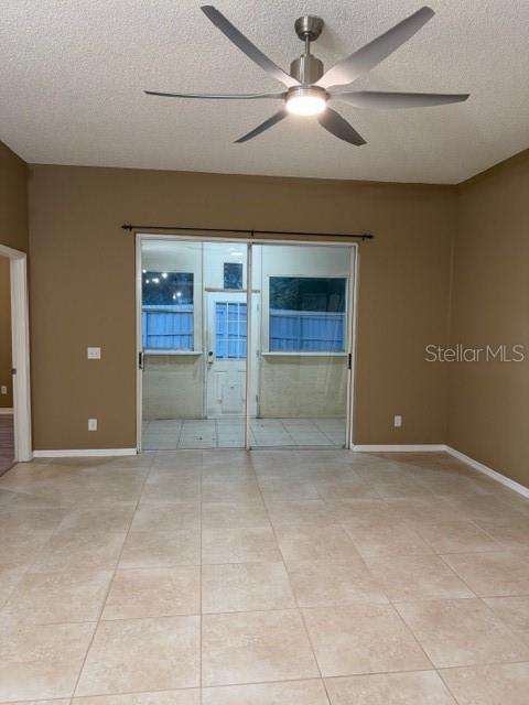 Photo - 580 Valencia Pl Cir