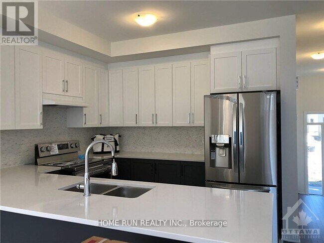 Photo - 168 Namaste Walk