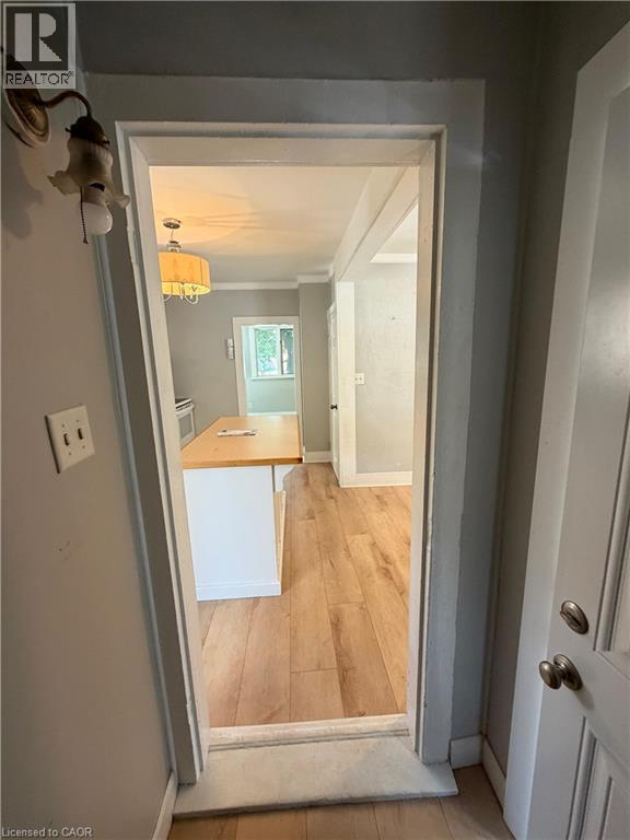 Photo - 104 Marshall St