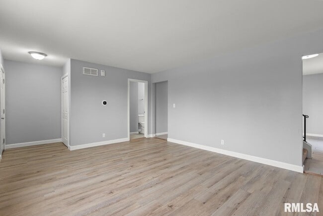 Photo - 2022 W Glen Ave