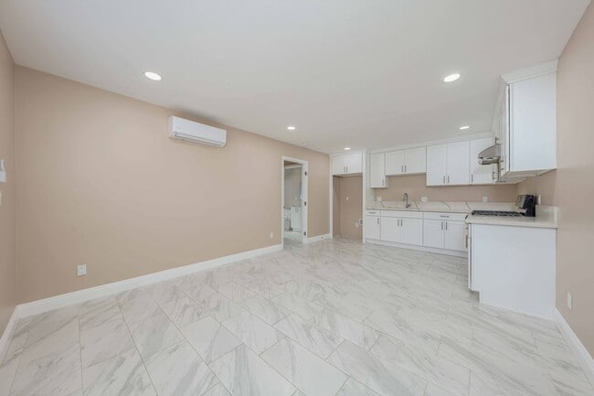 Photo - 12541 Fletcher Dr Unidad JADU