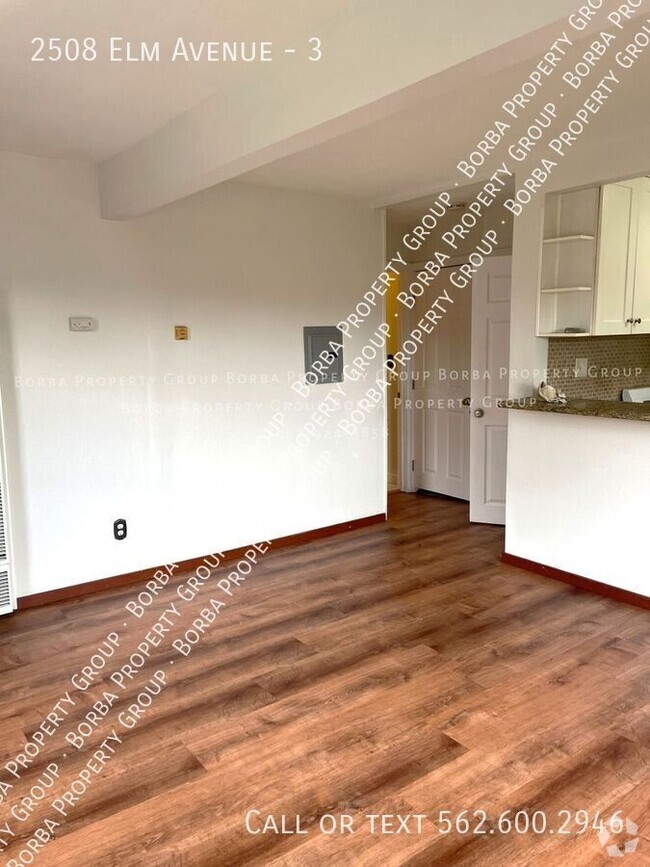 Building Photo - CHARMING 2 BEDROOM 1 BATHROOM WITH 1 CAR G... Unit 3 Rental