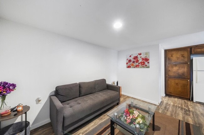 Photo - 8041 Howard Dr