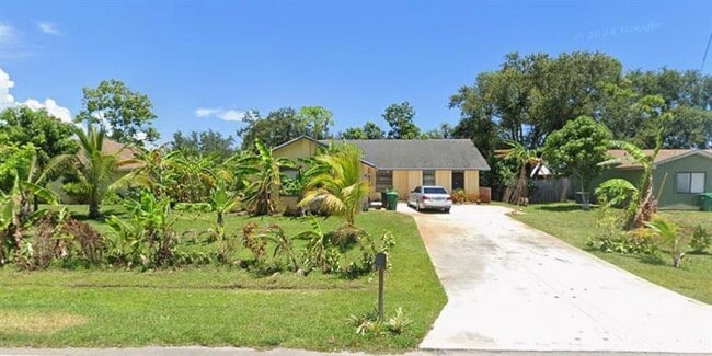 Photo - 2249 SE Melaleuca Blvd