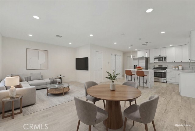 Photo - 1916 Cedar Ave