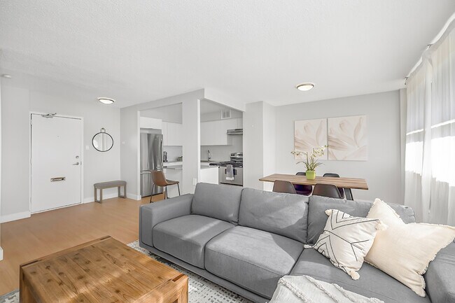 Photo - Rambler Tower