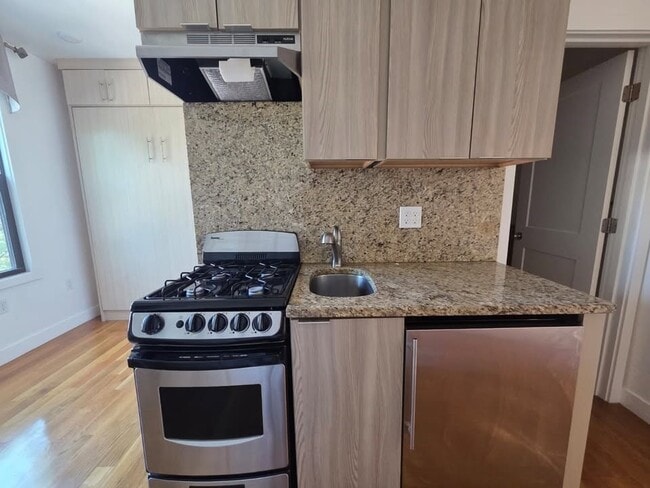 Photo - 21 5th St Unit 19