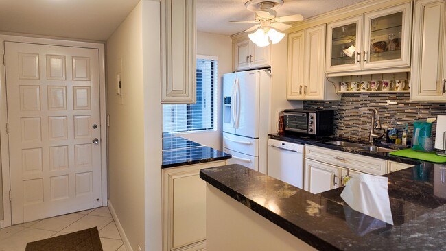 Photo - 4822 Esedra Ct Unidad 205