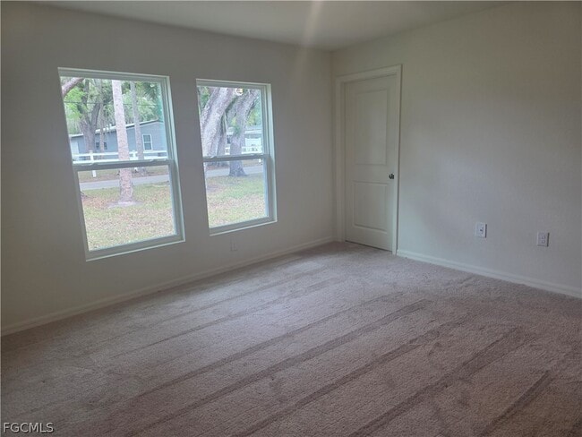 Photo - 878 Friendship Cir