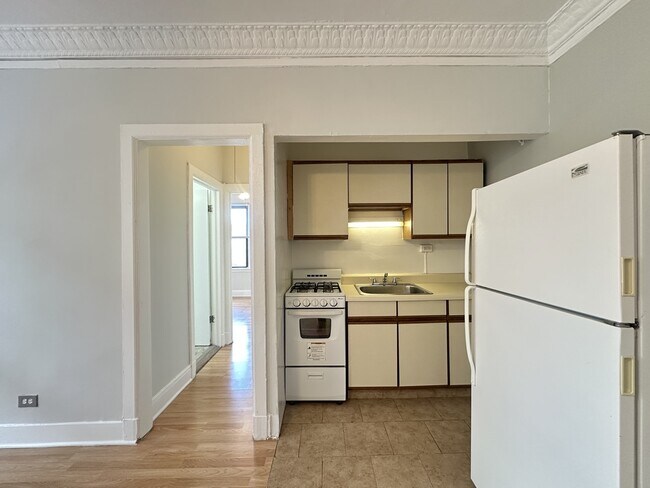 Photo - 3810 N Fremont St Unit J05P