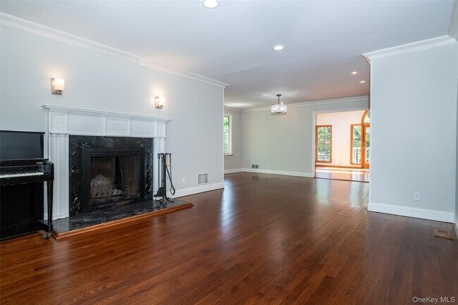 Photo - 177 Puritan Dr
