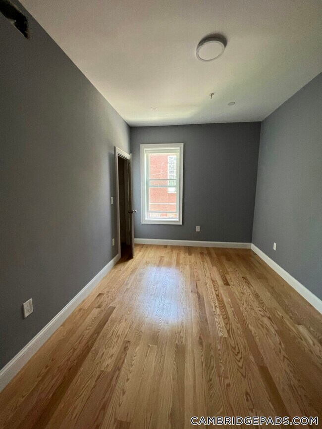 Photo - 339 Cambridge St Unit 3