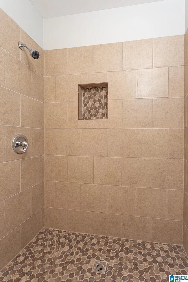 Photo - 1130 Linwood St