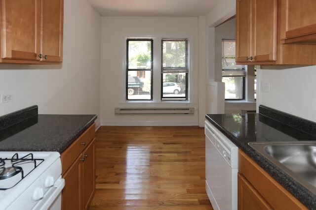 Photo - 3828 N Fremont St Unit W2