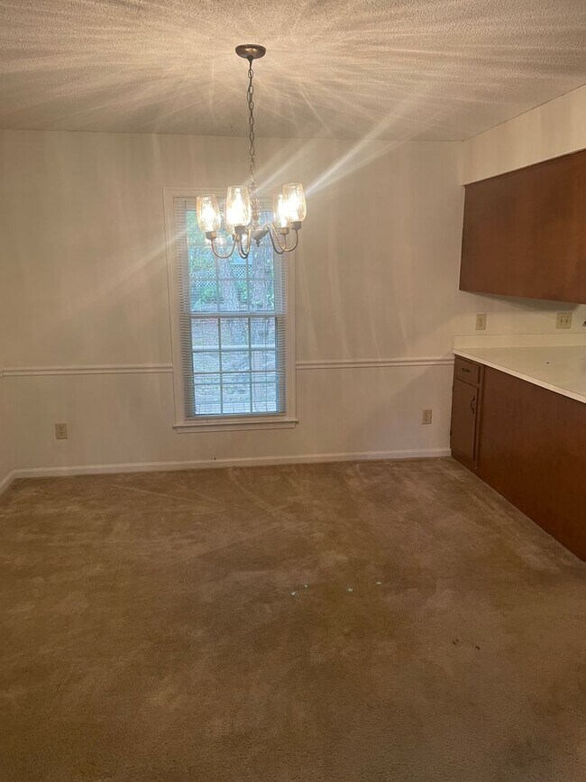 Photo - 3 Bedroom, 2 Bathroom house