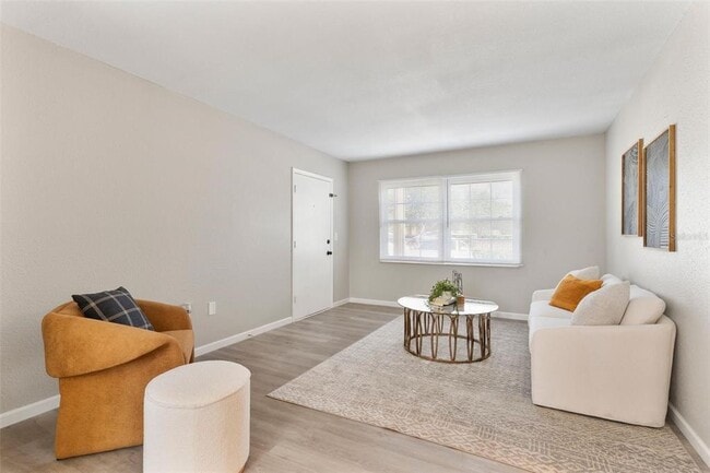 Photo - 1920 E Edgewood Dr Unit A5