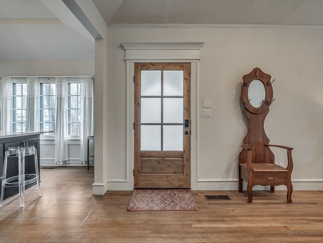 Photo - Stylish & Fully Furnished Mid-Term Rental in the Heart of OKC