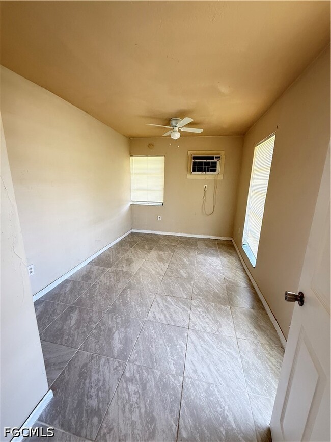 Photo - 21155 Meehan Ave