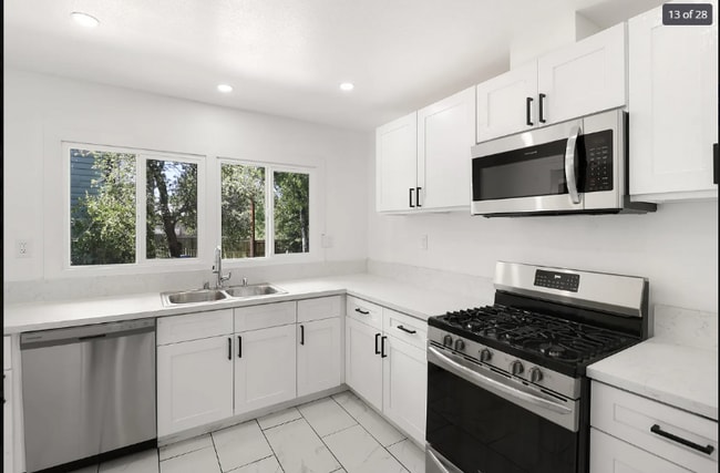 Photo - 2432 Butte St