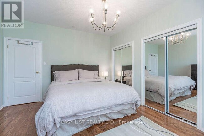 Photo - 393 King St W Unit 1001